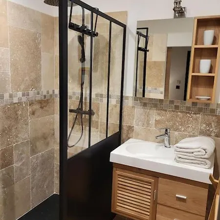 Luxueuse Sauna Jacuzzi Proche De La Hotel Sainte-Marie-de-Re